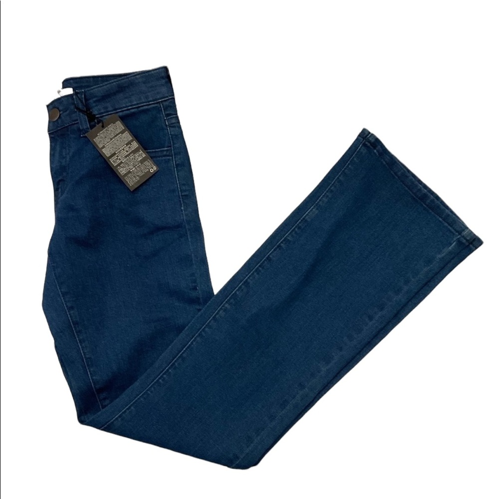 Forever 21 Womens Jeans Flare Leg Sz 24 Dark Blue Denim Wash Zipper Closure NWT